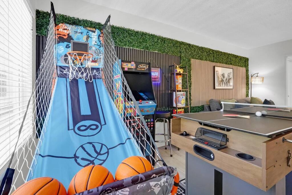 6Th Haven, Arcade, King Bed, Games, 1 Mile To Beaches لونغ بيتش، كاليفورنيا المظهر الخارجي الصورة